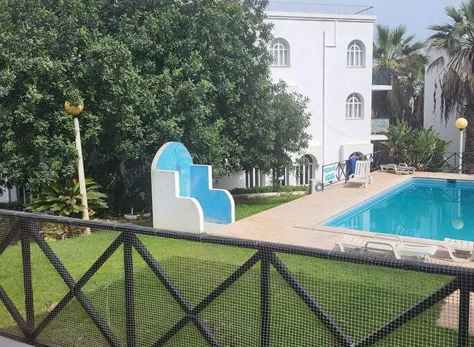 Garden Pool Algarve